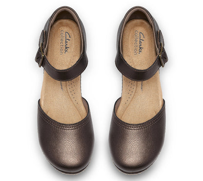 Paizlee Leah Leather Clog